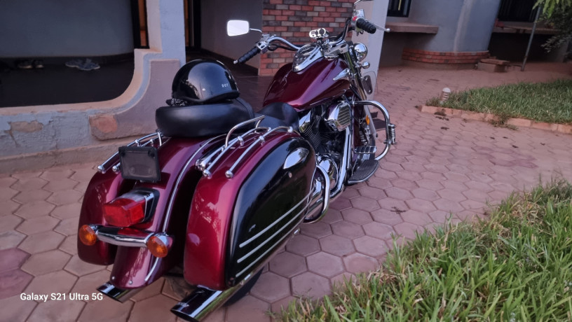 kawasaki-vulcan-nomad-classic-1500cc-big-2