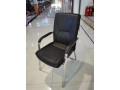 chaises-visiteurs-small-2