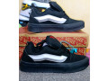 nous-mettons-a-votre-disposition-des-chaussures-baskets-et-tennis-de-36-a46-small-2