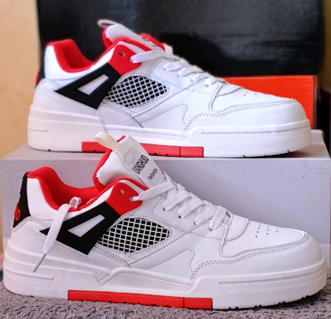 nous-mettons-a-votre-disposition-des-chaussures-baskets-et-tennis-de-36-a46-big-4