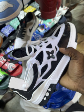 famous-shop-big-0