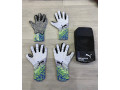 gant-de-football-small-2