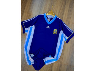 Déstockage de Maillots de Football Rétro : Clubs Européens Iconiques (Années 90-2000)  Taille M à XXL