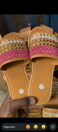chaussures-plates-de-qualites-big-2
