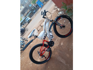 Vélo VTT N 26 à Ressort Très bonne qualité