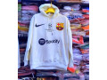 pull-over-barcelonais-small-0