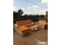 des-meubles-de-salon-small-1