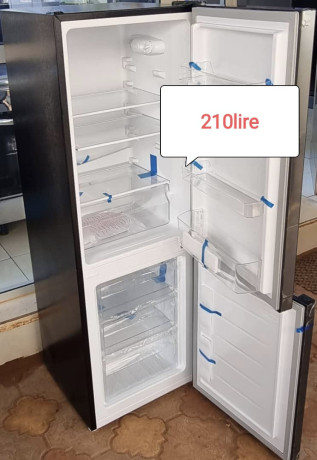 refrigerateur-boreal-210-litres-big-0