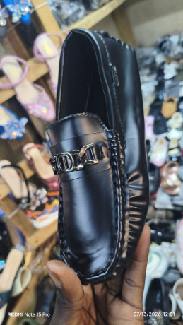 chaussure-pour-emfant-bonne-qualiter-big-0