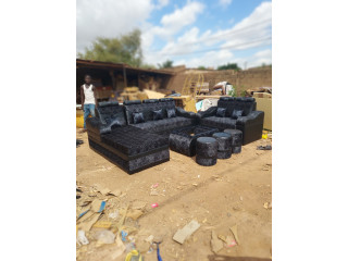 Des fauteuils