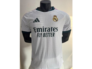 Maillots version pro pour la saison 2026-2027