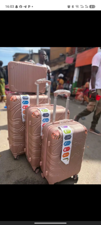 set-de-4-valises-roses-incassables-et-legeres-promo-aout-livraison-ouaga-zone-1-big-4
