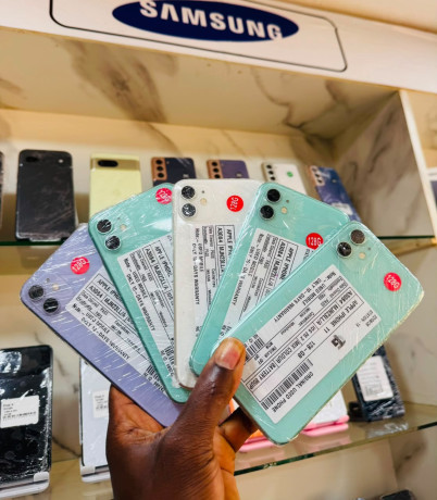 vend-des-telephone-et-accessoires-big-4