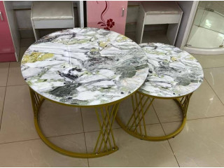 Table centre ronde disponible  deux pièces