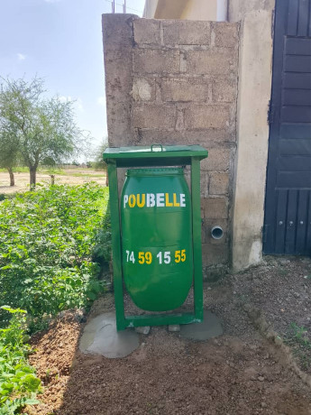 poubelle-74591555-big-1