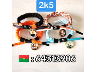 Bracelet otaku disponible