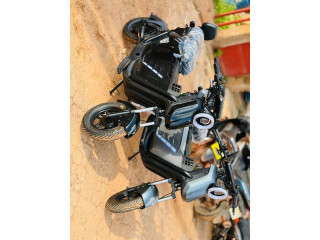 Moto électrique ️ chargeable  King 100KM