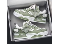 vente-des-chaussures-en-haut-qualite-et-autres-produits-small-1