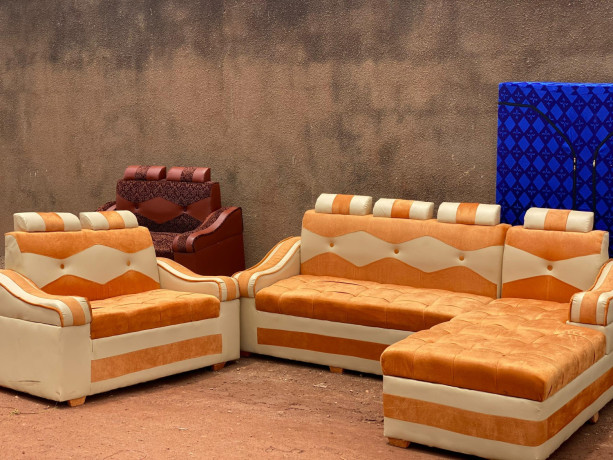 confection-et-vente-de-meubles-de-salons-et-de-chambres-de-qualites-a-ouagadougou-vers-le-rond-point-patte-doie-big-2