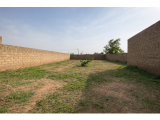 PARCELLE de 375 M² EN VENTE A BASSINKO