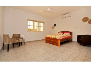 UNE VILLA DE TYPE F3 BATIE SUR UNE SUPERFICIE DE 300 M² EN VENTE A OUAGA 2000 EXTENSION SUD