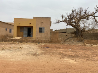 MAGNIFIQUE VILLA F3 NEUVE EN VENTE À KOUBA (CITÉ BAOBAB)