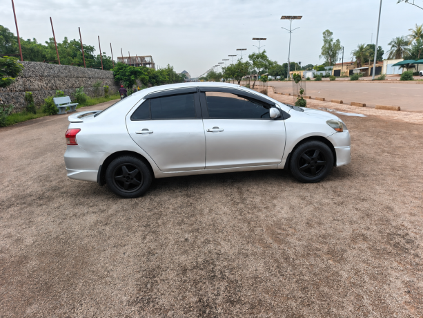 location-yaris-berline-big-1