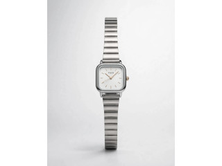 Montre Femme VAID Luxe - Cadran Carré Argenté Bracelet Inox Chic