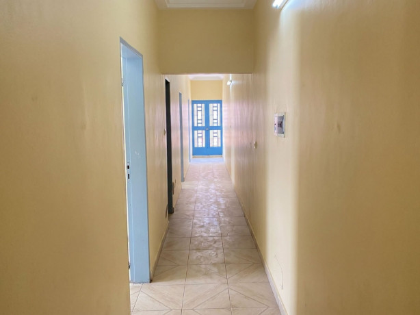 villa-f4-en-location-a-bassinko-big-4