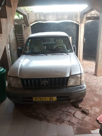 land-cruiser-prado-98-big-1