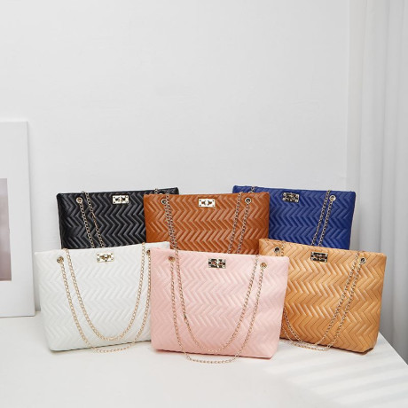 decouvrez-la-nouvelle-boutique-en-ligne-pour-femmes-elegantes-vetements-sacs-chaussures-beaute-big-0