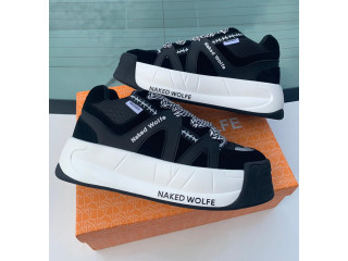 Des Naked Wolfe, chaussures de qualité