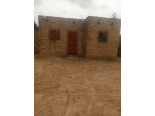 Une cour Non loti en vente a zinguedsé/ Poessin