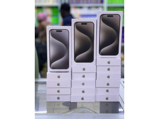 IPhone XR 2024 en 15pro     128GB    160.000 neuf