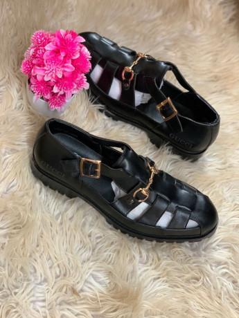 chaussures-de-qualite-superieure-big-0