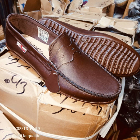 des-chaussures-de-tres-bonnes-qualites-big-0