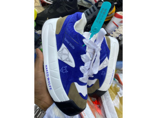 Chaussures et habite etc...