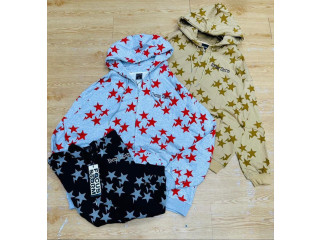 Salut vends des prêt-à-porter à côté de l'échangeur de l'Est