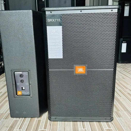 appareil-de-sonorisation-professionnelle-big-0