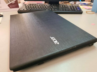 Ordinateur portable Au-revoirs