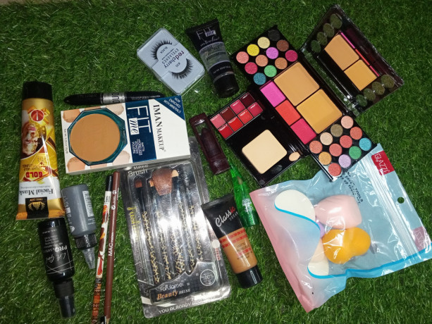 maquillage-make-up-maquilleuse-professionnelle-big-0
