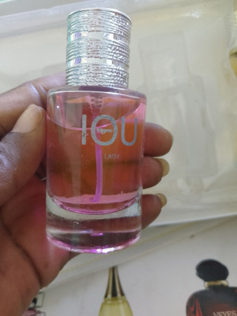 parfums-de-qualite-contactez-nous-au-226-56285949-big-4