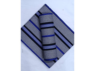 Vente de pagnes traditionnels( Faso-danfani) et prêts à porter.