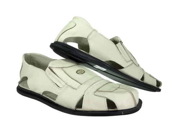 vente-et-confection-de-standalettes-en-cuir-big-4