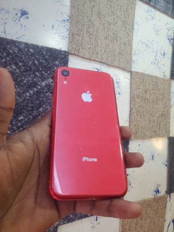 iphone-xr-64giga-big-1