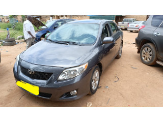 TOYOTA COROLLA LE 2010