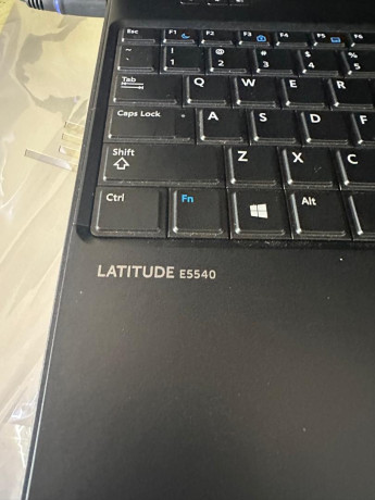 dell-latitude-e5540-big-3