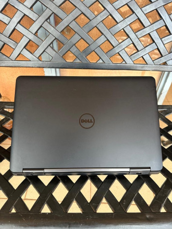 dell-latitude-e5540-big-2