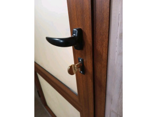 Confection,pose des fenêtres et portes