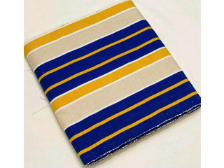 Pagnes traditionnels Faso-danfani produits au Burkina.